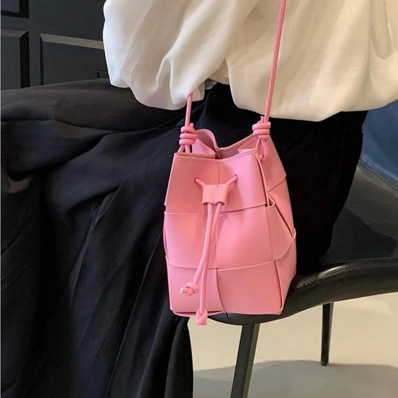 Pink Designer Style Mini Braided Bucket Bag - Picture 3 of 9